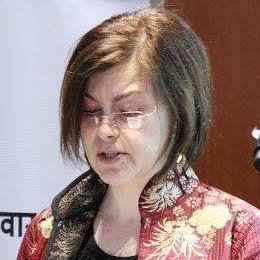 सुश्री गाब्रिएला निक. इलिएवा